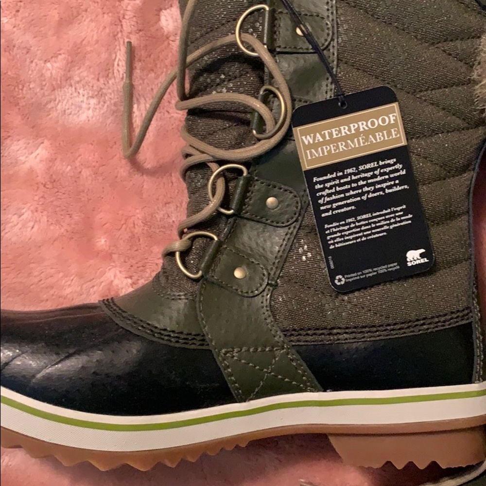 SOREL WOMEN'S TOFINO II